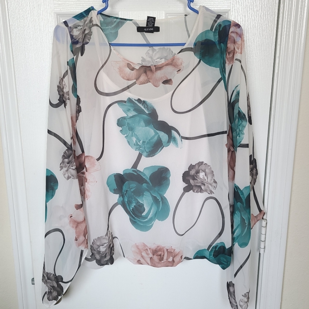 Floral Business Top